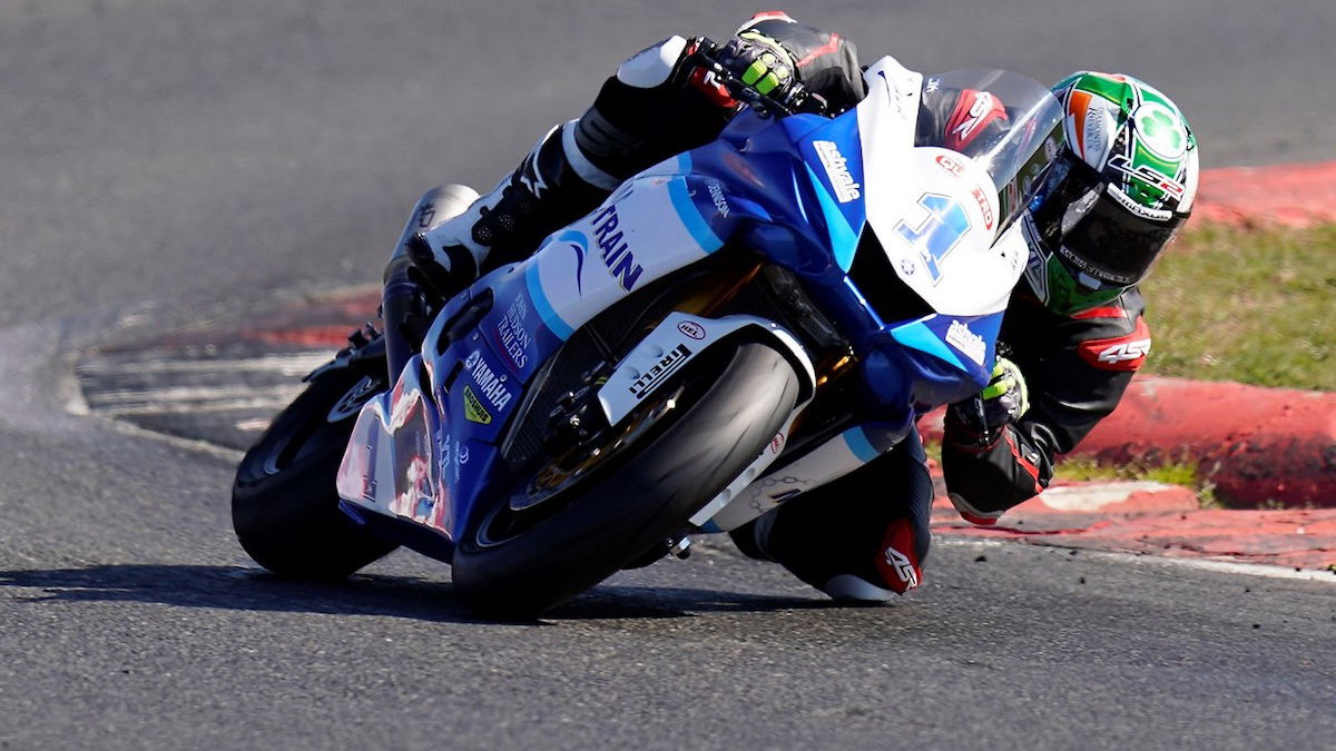 Mar-Train Yamaha graduates to 2023 BSB grid with BritishSSP champ Jack Kennedy